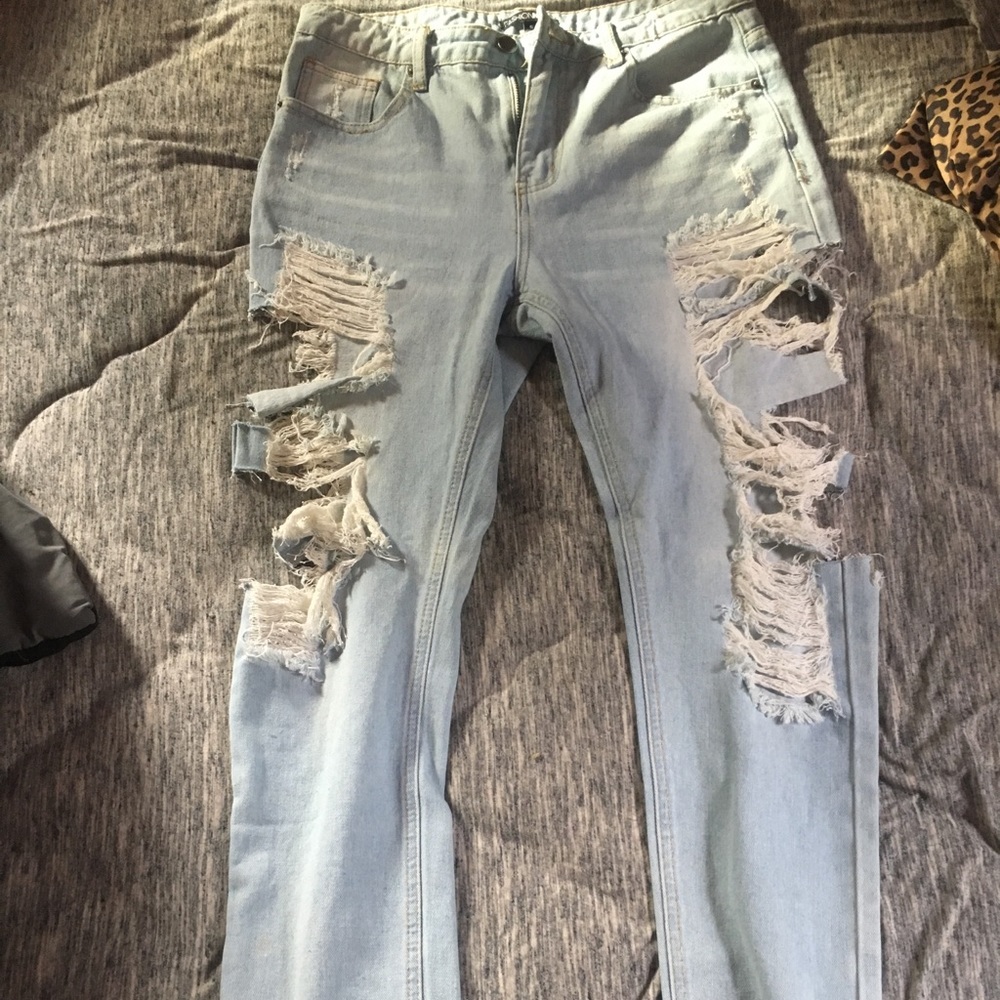 Fashion nova distressed boyfriend jeans
